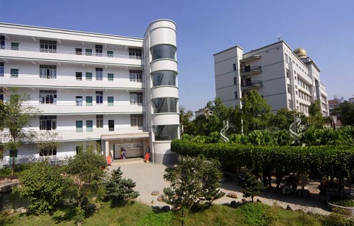 武汉建筑学校