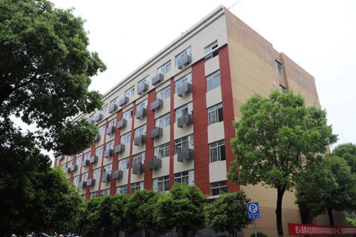 重庆市南川卫校2023年卫校学费一年多少钱