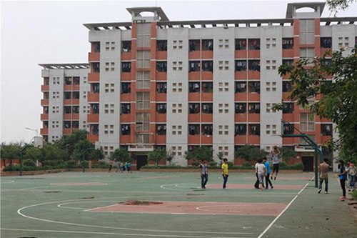 重庆市城口县卫校2023年卫校学费一年多少钱