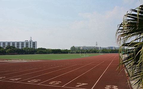 重庆市财政学校2023年需要满足什么招生条件
